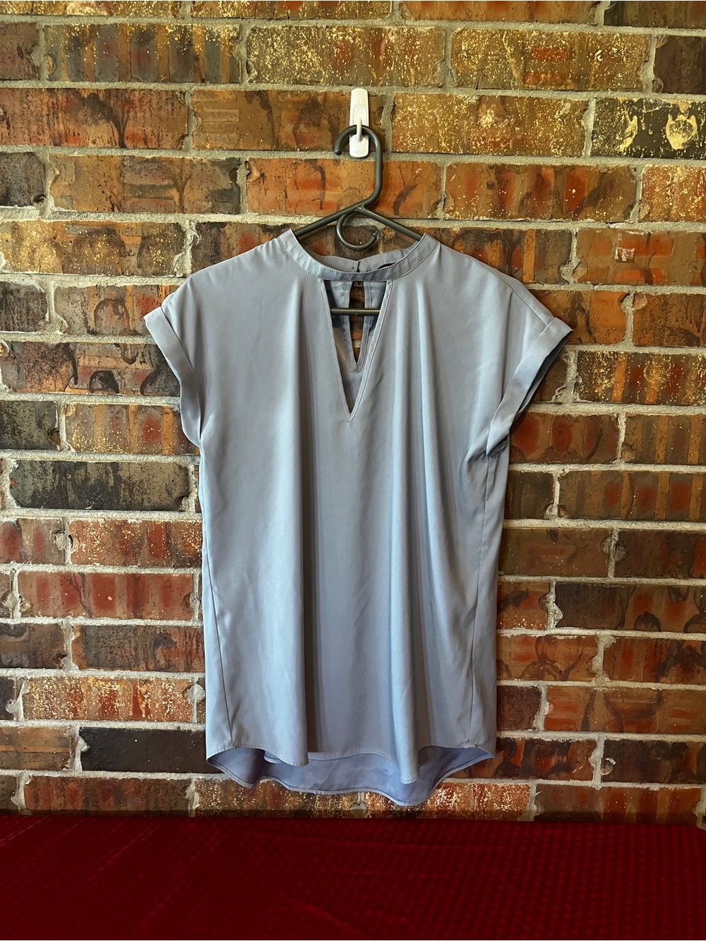 Express Women’s Gray Light blue Sleeveless Career Top Size:M